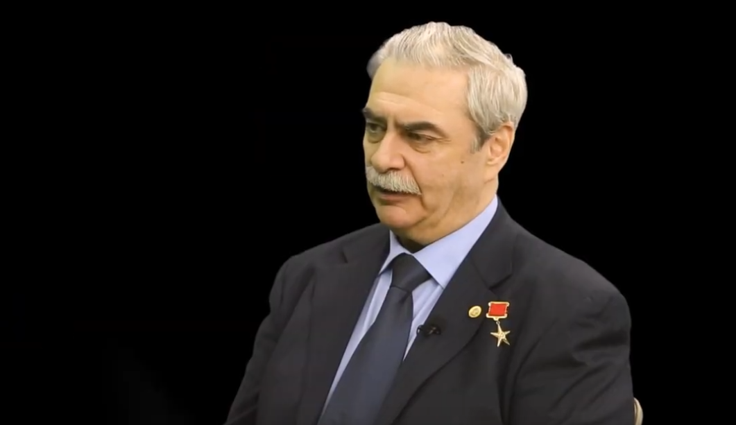 Вице-адмирал Борисов: «Подлодку “Курск” погубила халатность людей и взрыв водорода»