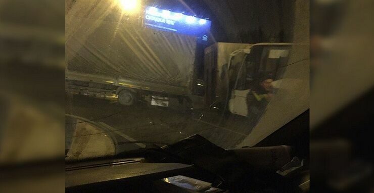 В Москве столкнулись семь авто, пострадал человек