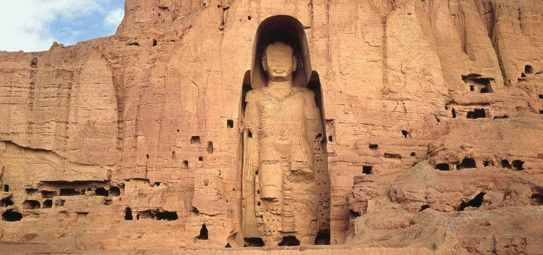 Одна из статуй Будды, уничтоженных в 2001 году
