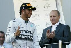 Победителем первого Гран-при России «Формулы-1» стал пилот «Мерседеса»