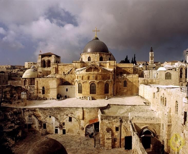 В Иерусалиме впервые показали камень, на котором лежал Христос