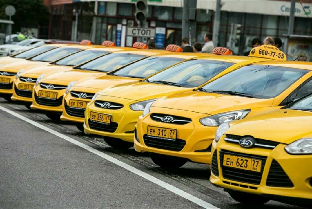 Московские таксисты массово отказываются от заказов в центре