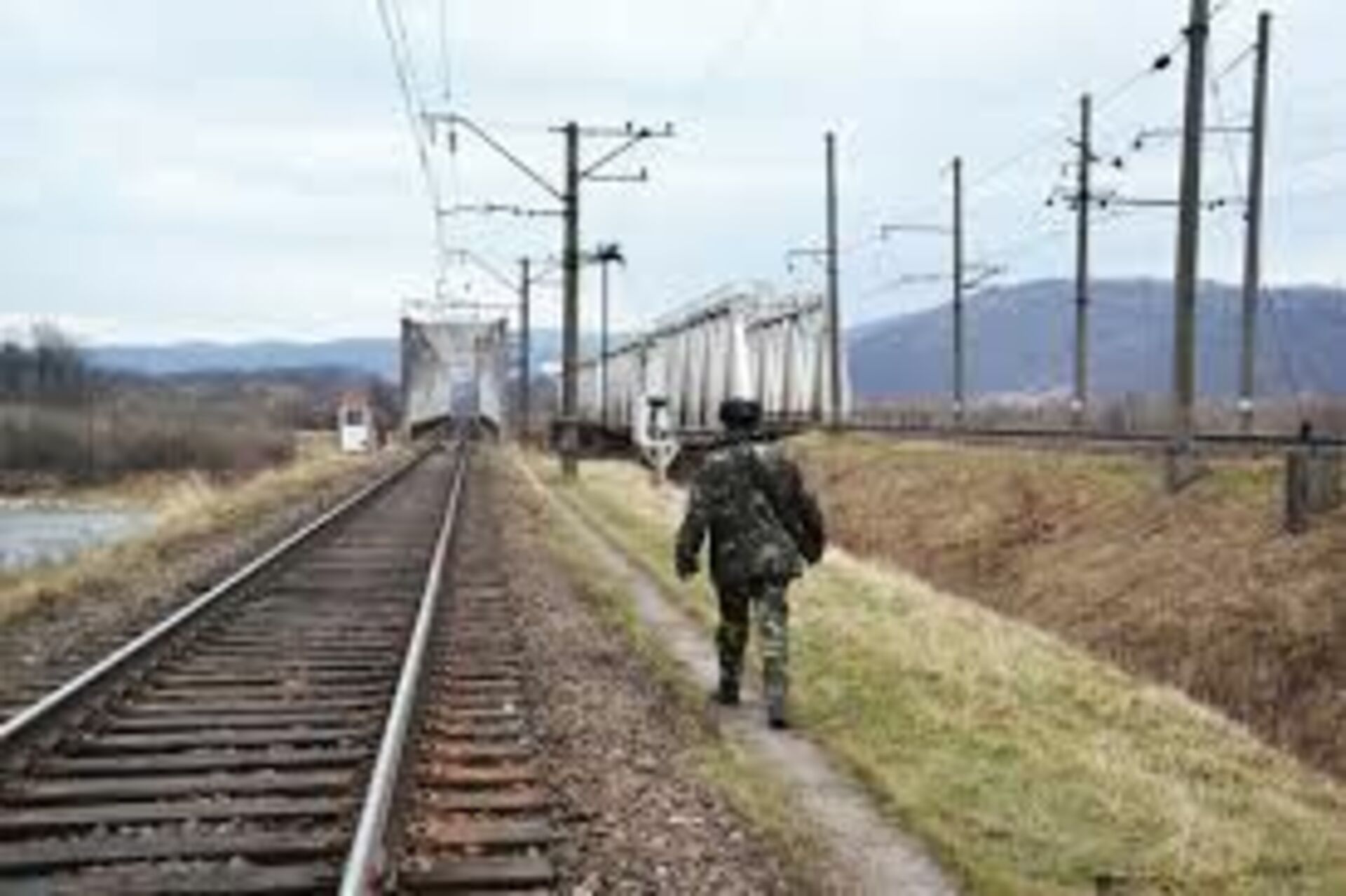 Конец сво 2024 год. Одеська залізниця роки люди. Одеська залізниця роки. Операция дезертир фото.