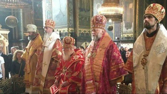 Православная церковь Украины трещит по швам