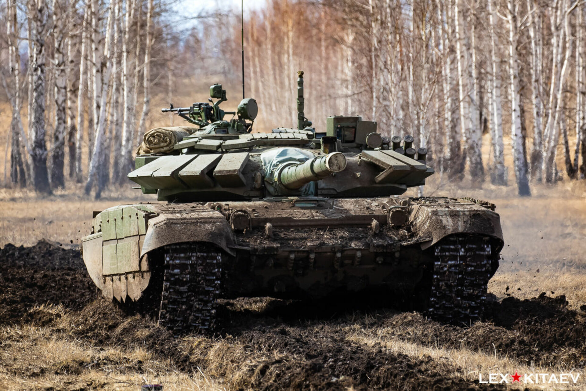 Юту б т. Новый танк т 72 б3. Т-72б3. Т-72б3 2016. Т-72б3 2011.