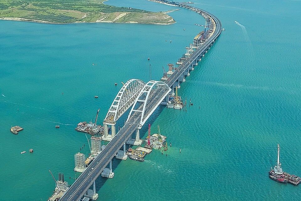 Железнодорожное сообщение по Крымскому мосту начнется в декабре