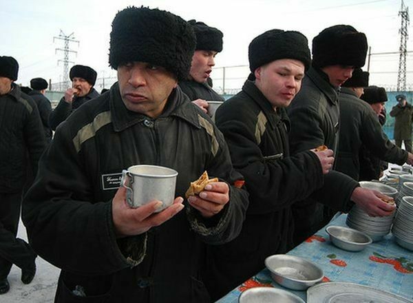 Российским заключенным выделяют на питание 72 рубля в сутки