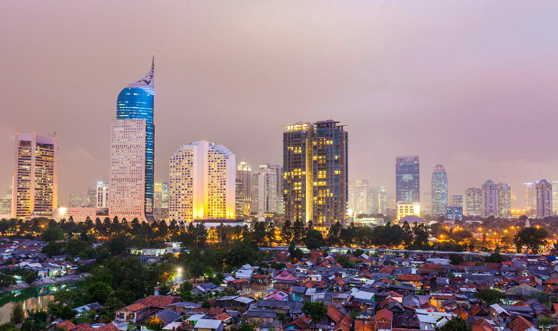 Столице Индонезии предрекли затопление к 2050 году