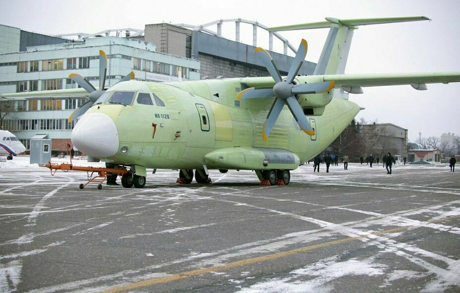 Новый военный транспортник Ил-112В получил разрешение на полет