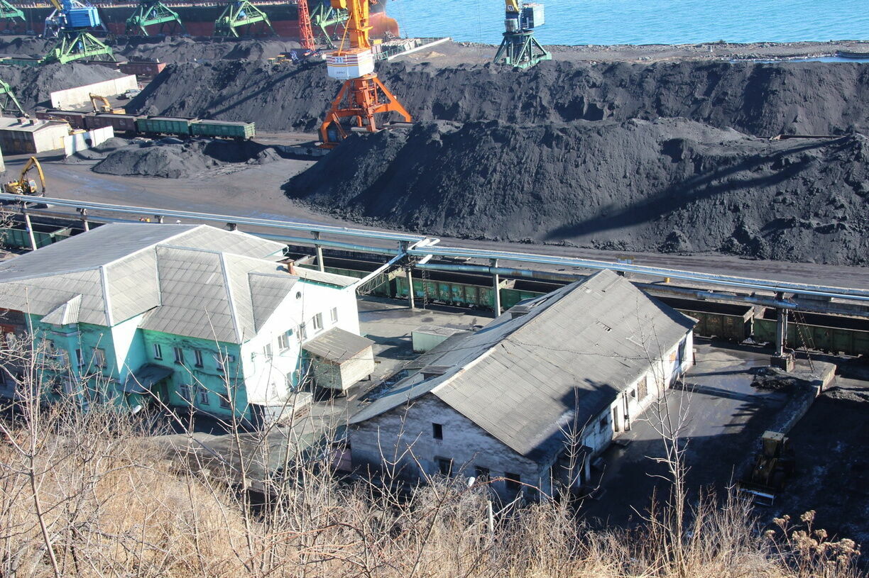 Польша запретила импортировать уголь из РФ и Белоруссии