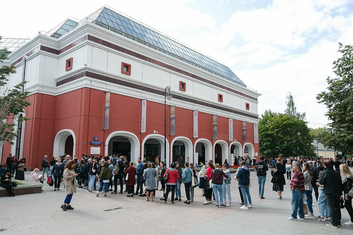 Третьяковскую галерею эвакуируют уже в третий раз за неделю из-за угроз минирования