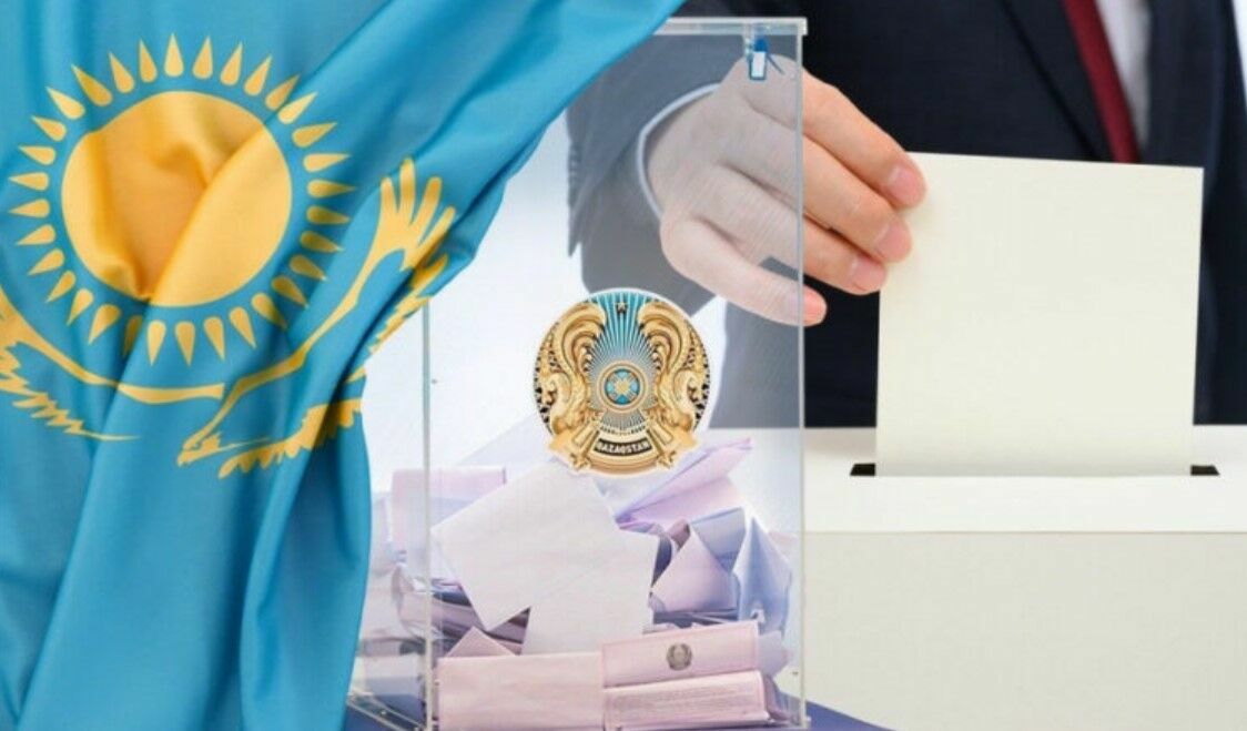 В Казахстане стартовали внеочередные президентские выборы