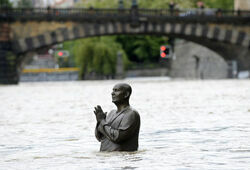 Власти Праги готовятся к мощному наводнению