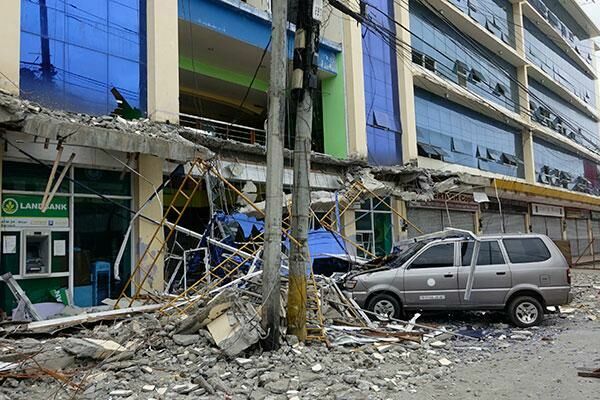 Землетрясение на Филиппинах унесло жизни восьми человек