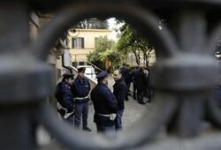 Анархисты напустили страху на всю Италию (ФОТО)