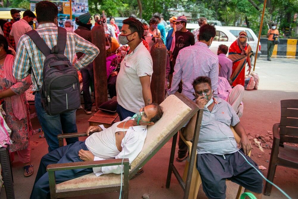 Суточный прирост числа умерших от коронавируса в Индии достиг рекордного значения