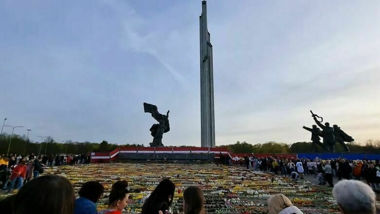 МИД РФ выразил Латвии протест в связи с решением снести советские памятники
