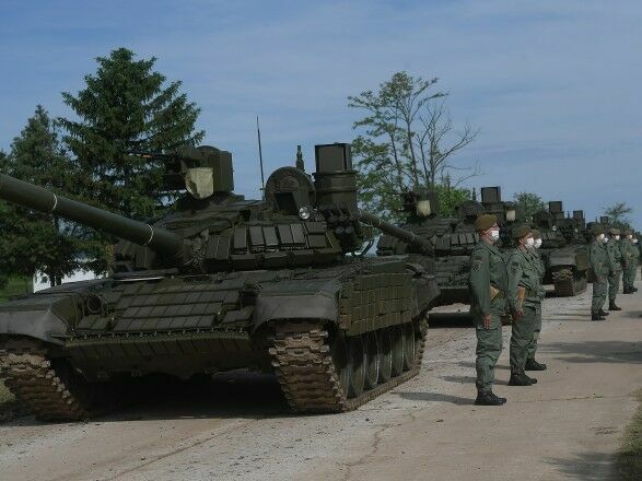 Россия подарила Сербии партию танков и бронемашин