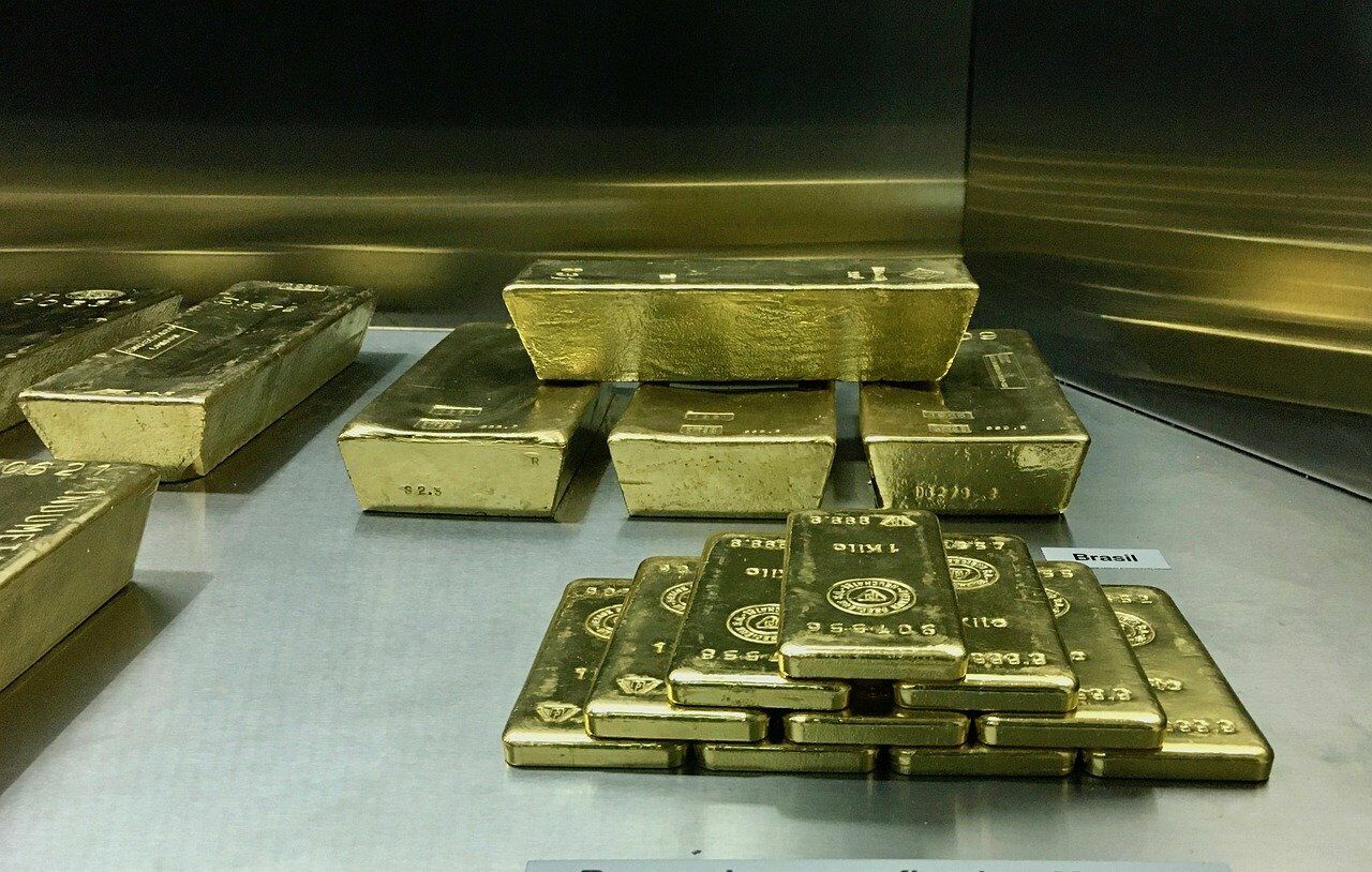 Запасы золота в российских банках за полтора года сократились до минимальных