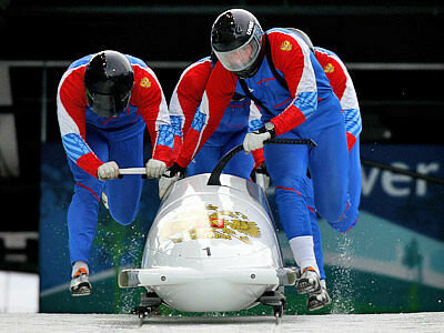У трёх спортсменов российской сборной по бобслею выявили ковид накануне Олимпиады