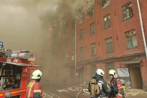 Предварительной причиной пожара на Невской мануфактуре назвали поджог