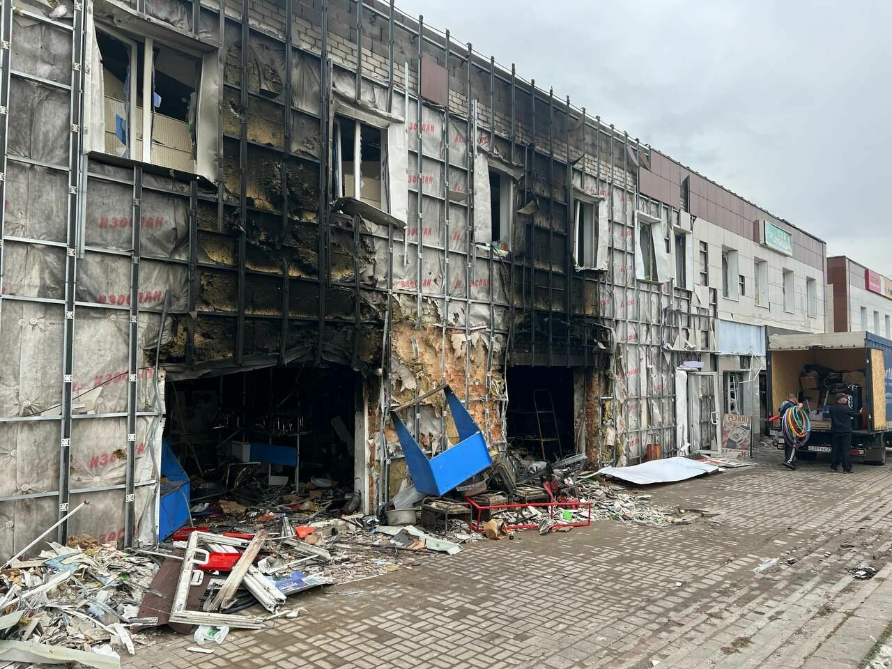 Глава Белгородской области опубликовал кадры последствий обстрела в Шебекино