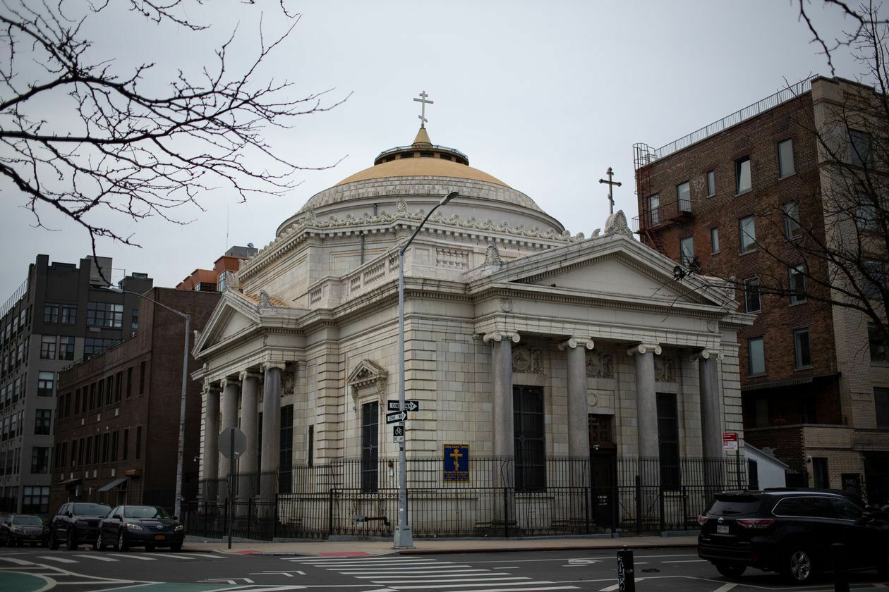 Храм Троицы Украинской православной церквив Бруклине