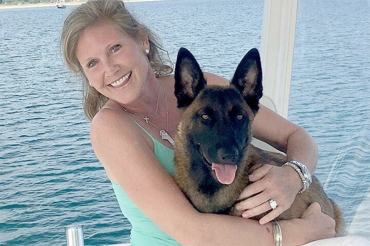 В США выпавший за борт катера щенок проплыл 10 километров за хозяевами