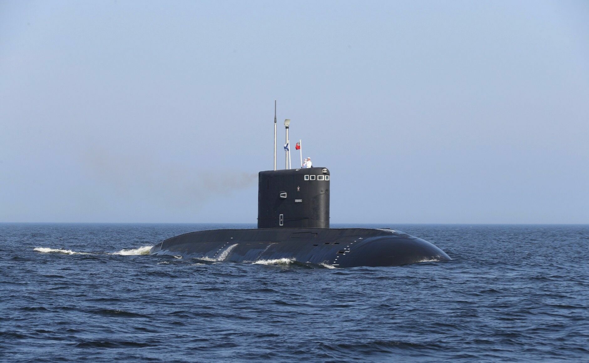 Самую большую в мире российскую атомную подводную лодку вывели из состава ВМФ
