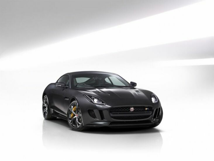 Jaguar представил полноприводную версию Jaguar F-TYPE