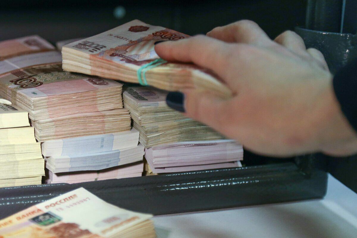 Государство накопило на депозитах рекордные 8 триллионов рублей