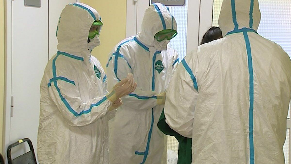 Треть оренбургских студентов-медиков заболели ковидом во время практики