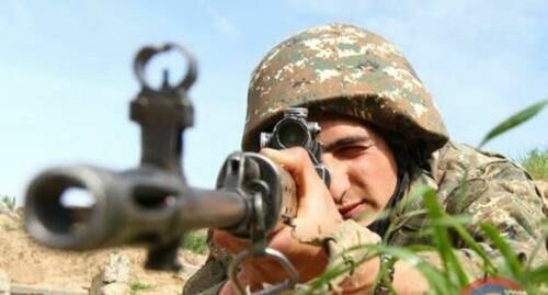 Азербайджанские военные впервые столкнулись с российской армией в Карабахе