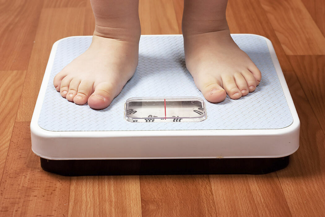 Ученые выяснили причины, откуда берутся толстые дети