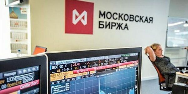 Иностранные инвесторы стремительно выводят деньги из России
