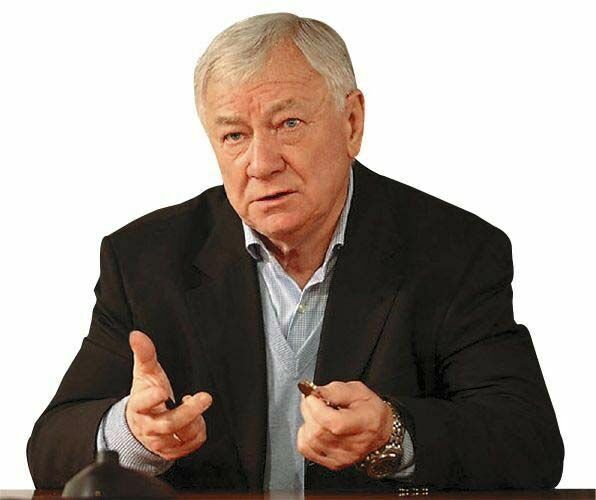 Заслуженный тренер России по футболу Борис Игнатьев