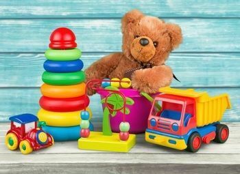 Около половины игрушек с зарубежных маркетплейсов опасны для детей