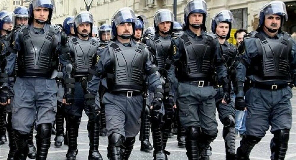 Во время беспорядков в Азербайджане убили двух офицеров полиции