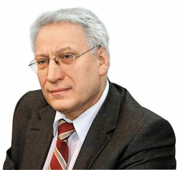 Первый вице-президент Ассоциации региональных банков России Александр Хандруев