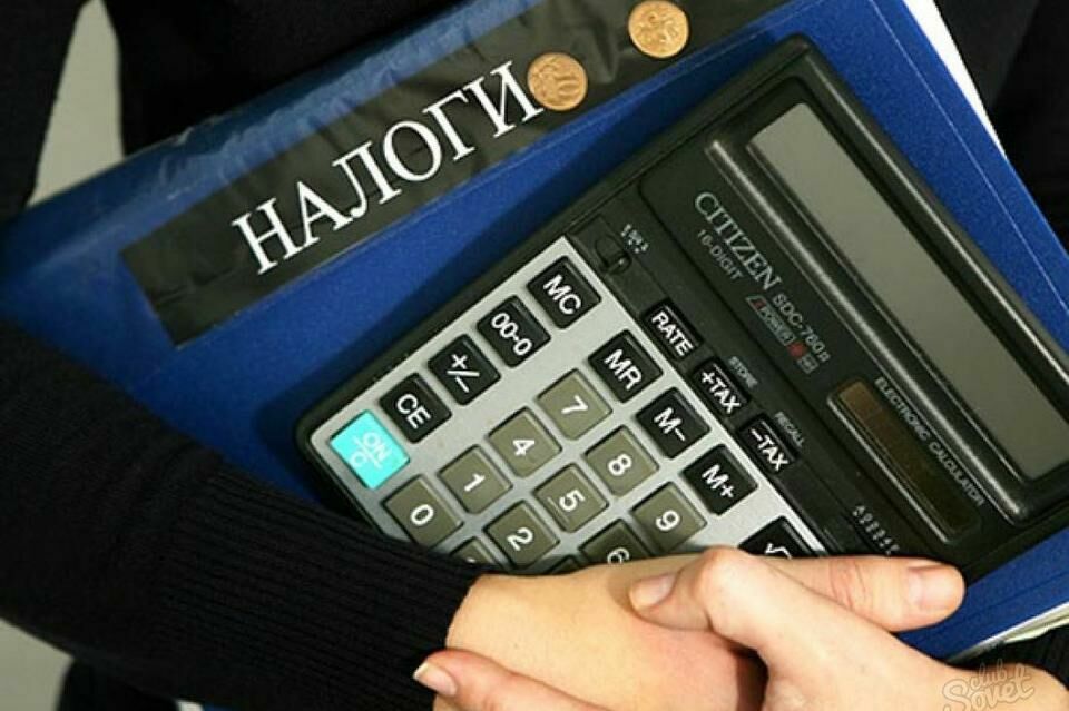 Самозанятым разрешили не платить первые 10 тысяч рублей налога