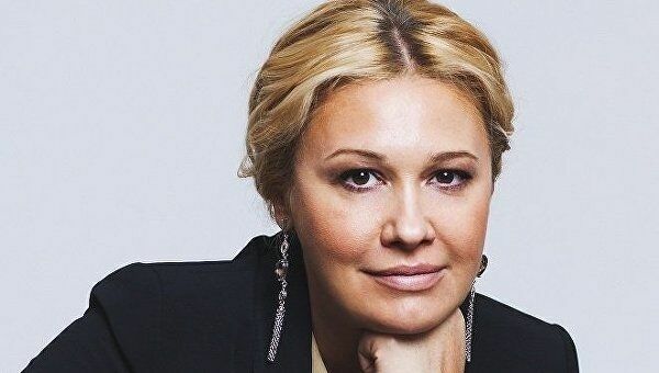 Украинский политолог:будет ли Элла Стюарт  главной пиарщицей Порошенко