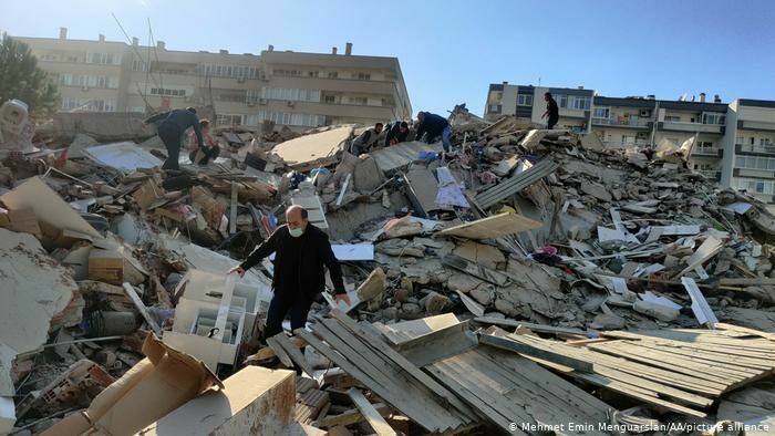 Число пострадавших в результате землетрясения в Турции выросло до 800