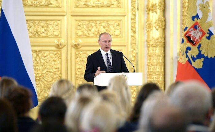 Путин пообещал паролимпийцам специальный турнир