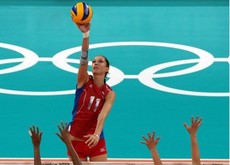 Лучшая спортсменка России 2010 года волейболистка Гамова завершила карьеру