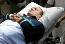 Экс-президент Египта Хосни Мубарак выжил после перенесеного инсульта