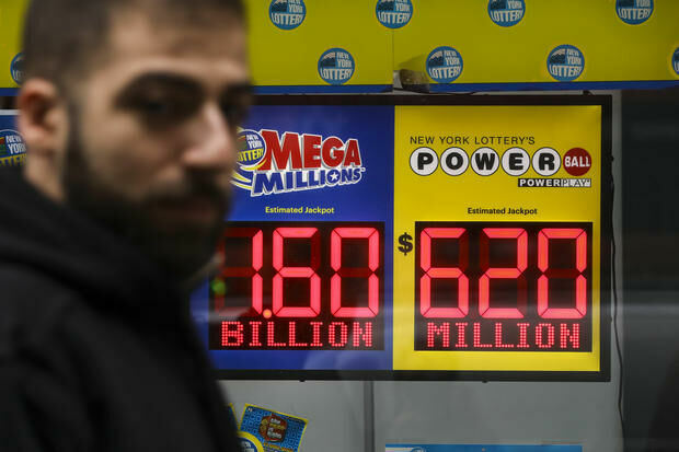 В США неизвестный выиграл в лотерею почти $1,6 млрд