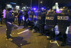 В Испании в ходе беспорядков пострадали более 88 человек
