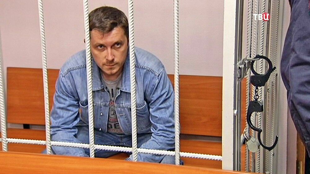 Экс-участковый, подселявший к москвичам кавказцев, получил 9 лет тюрьмы