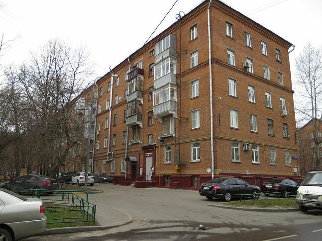 Дом, в котором живет Кирилл Бывшев