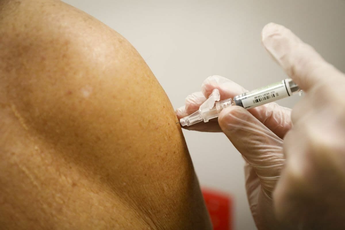 «Спутник V» прилетел на седьмое место: какие вакцины популярны в мире